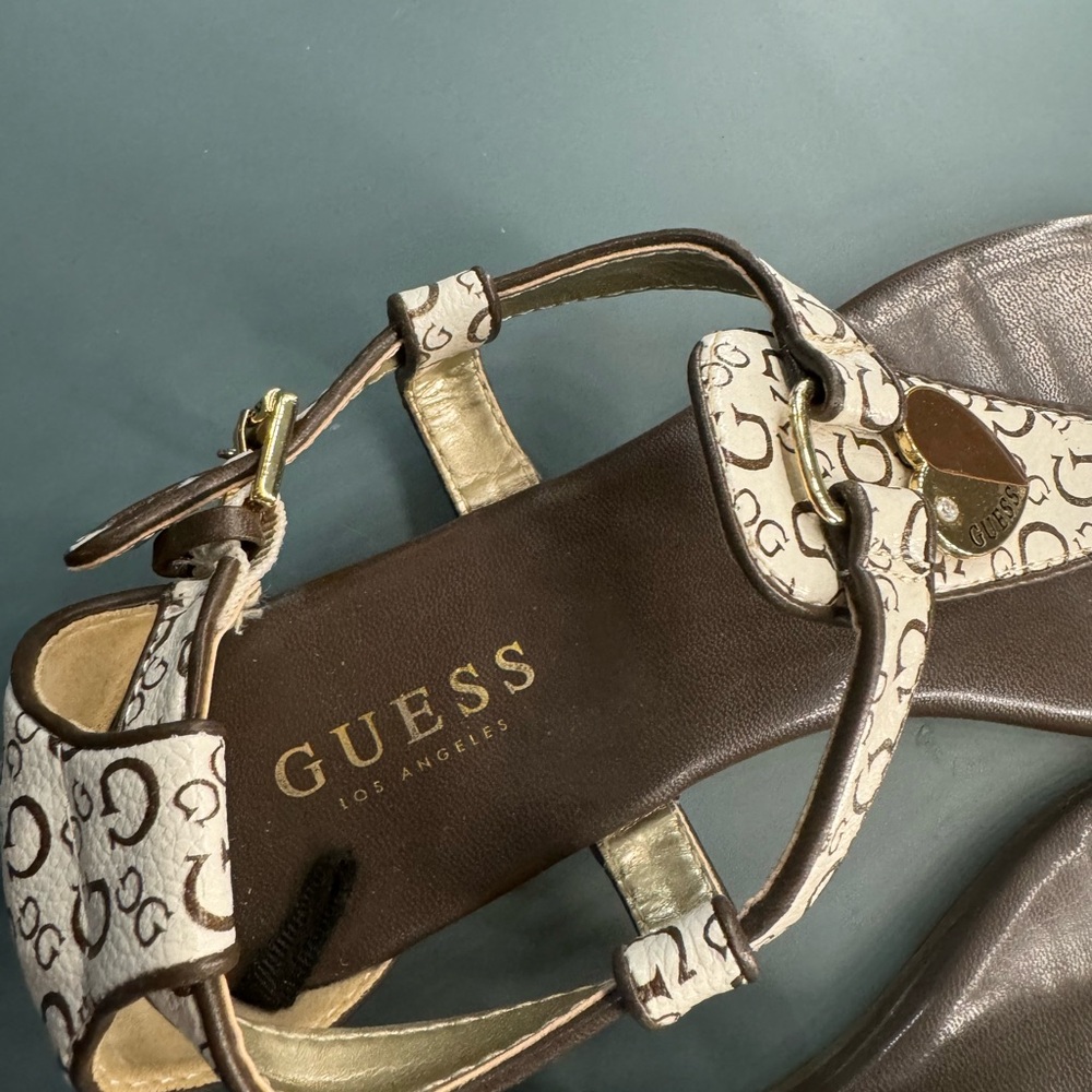 GUESS SANDALS - Picture 3 of 6